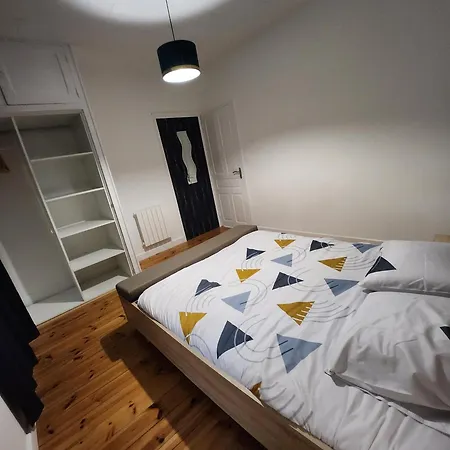 Chaleureux Refait A Neuf Apartment Vic-sur-Cere